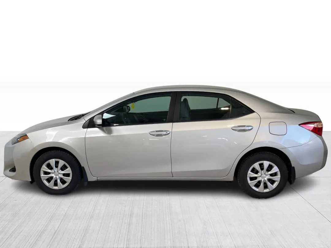 2018 Toyota Corolla LE, photo 7