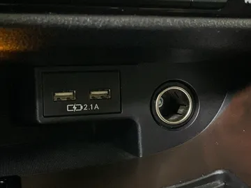 2022 Lexus RX - image 31