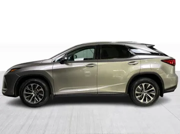2022 Lexus RX - image 11
