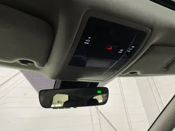 2022 Lexus RX - image 17