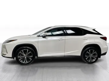 2022 Lexus RX - image 11