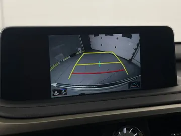 2022 Lexus RX - image 29