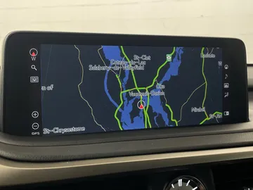 2022 Lexus RX - image 30