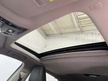 2022 Lexus RX - image 6