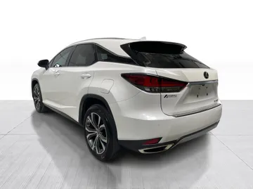 2022 Lexus RX - image 12