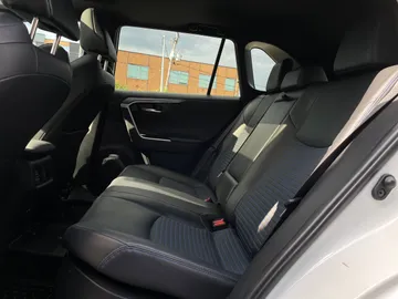 2024 Toyota RAV4 Hybrid - image 16