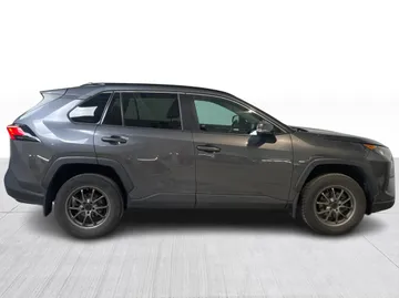 2019 Toyota RAV4 - image 2