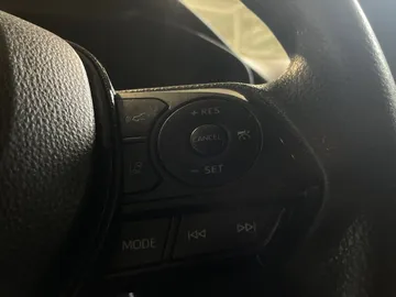 2019 Toyota RAV4 - image 24