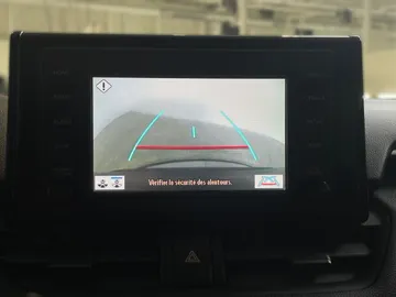 2019 Toyota RAV4 - image 20