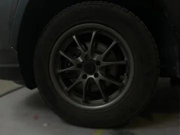 2019 Toyota RAV4 - image 6