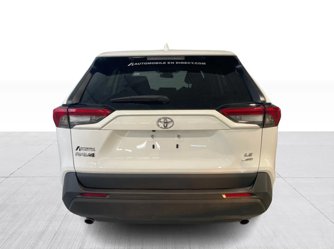 2023 Toyota RAV4 LE, photo 6