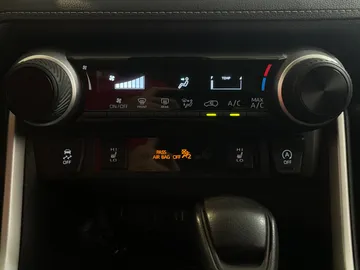 2023 Toyota RAV4 - image 22