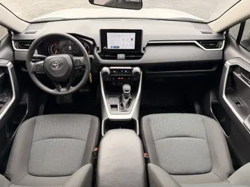 2025 Toyota RAV4 - image 7