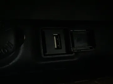 2020 Toyota RAV4 - image 22