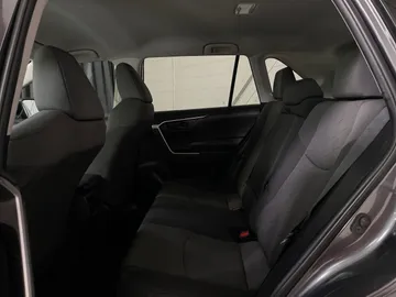 2021 Toyota RAV4 - image 11