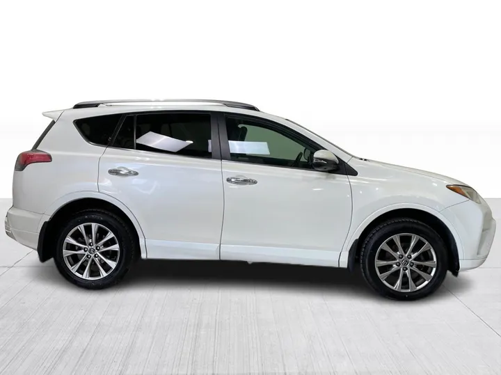 Toyota RAV4 2017 à vendre - photo 1