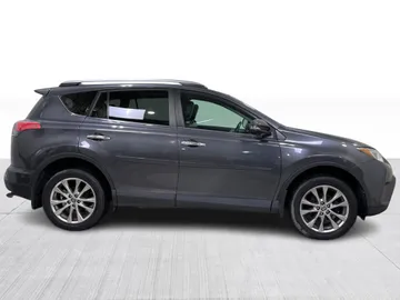 2018 Toyota RAV4 - image 2
