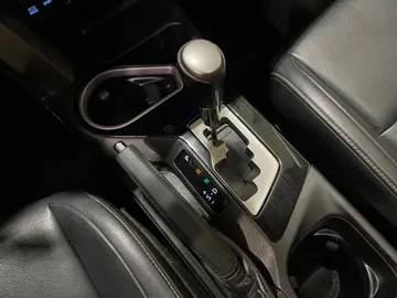 2018 Toyota RAV4 - image 28
