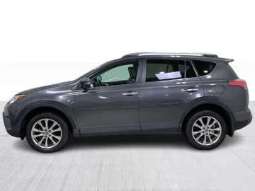 2018 Toyota RAV4 - image 10