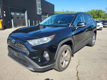 2019 Toyota RAV4 - image 3