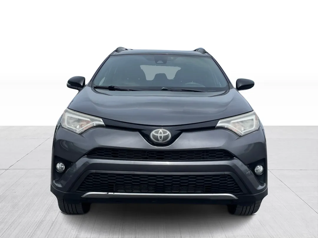 2018 Toyota RAV4 — photo 7
