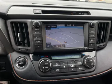 2018 Toyota RAV4 - image 20