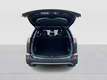 2018 Toyota RAV4 - image 13