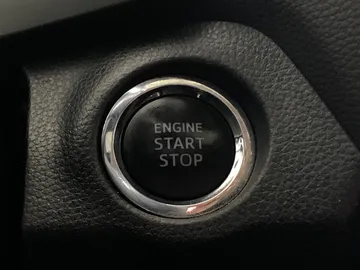 2019 Toyota RAV4 - image 25