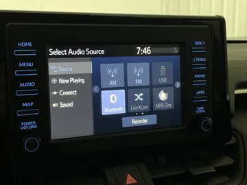 2019 Toyota RAV4 - image 25