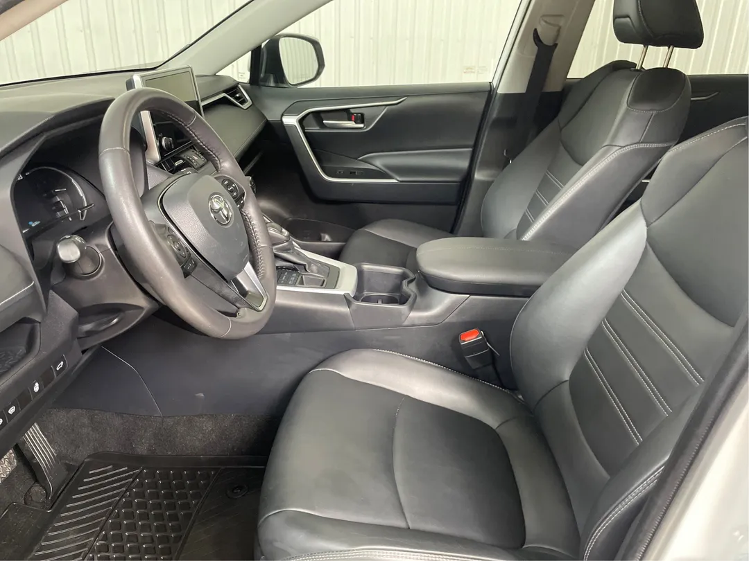2025 Toyota RAV4 for sale - photo 3