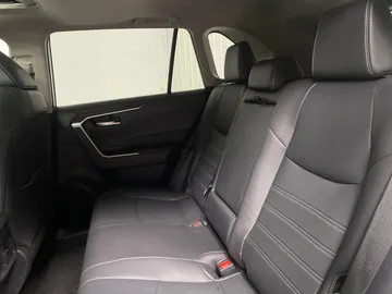 2025 Toyota RAV4 - image 15