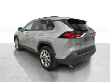 2025 Toyota RAV4 - image 11