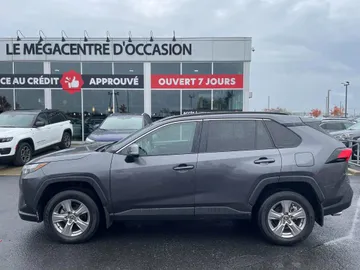 2025 Toyota RAV4 - image 4