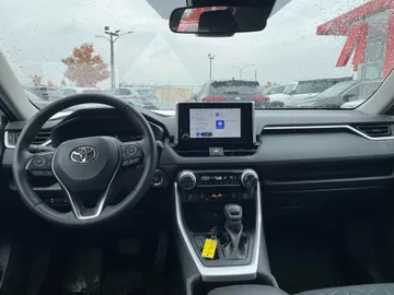 2025 Toyota RAV4 - image 9