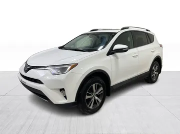 2017 Toyota RAV4 - image 9