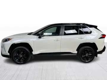 2021 Toyota RAV4 Hybrid - image 10
