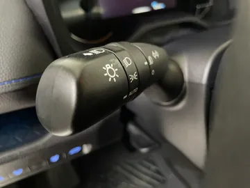 2021 Toyota RAV4 Hybrid - image 19