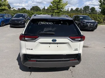 2021 Toyota RAV4 Hybrid - image 4
