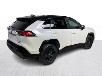 2021 Toyota RAV4 Hybrid - image 14