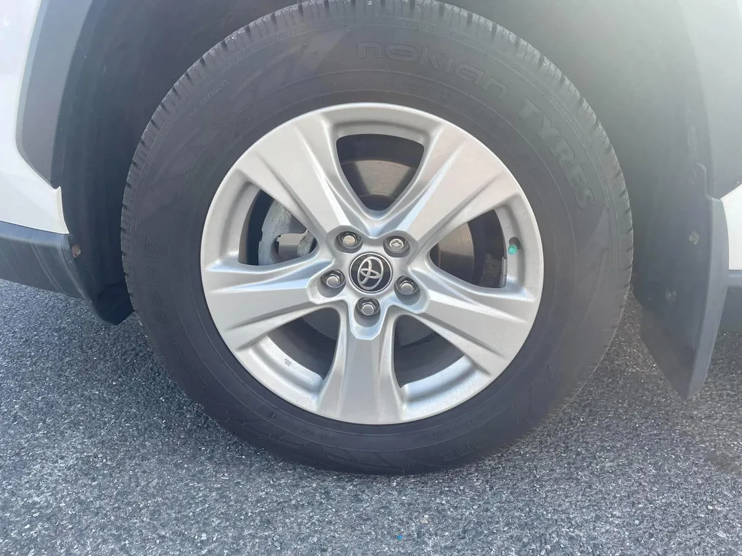 Toyota RAV4 XLE 2021, photo 6