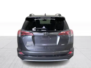 2017 Toyota RAV4 - image 12