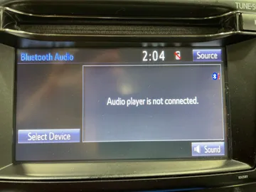 2017 Toyota RAV4 - image 23