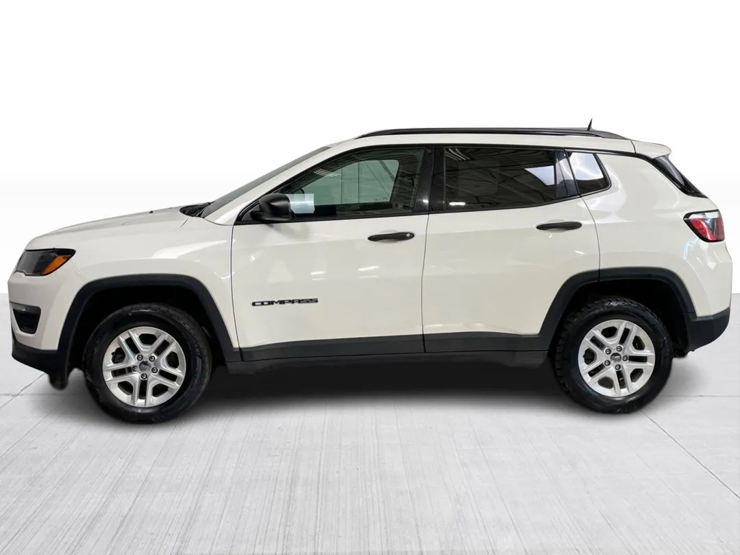 2018 Jeep Compass — photo 8