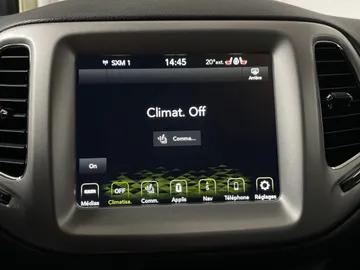 2021 Jeep Compass - image 29