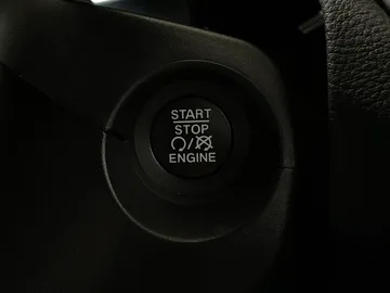 2021 Jeep Compass - image 31