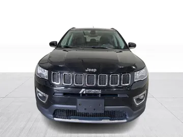 2017 Jeep Compass - image 8