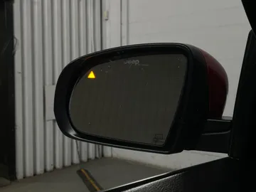 2022 Jeep Compass - image 19