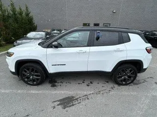 2026 Jeep Compass - image 4