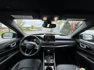 2026 Jeep Compass - image 9