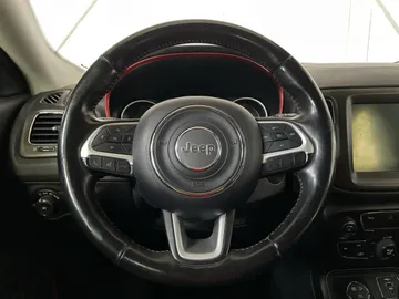 2019 Jeep Compass - image 16